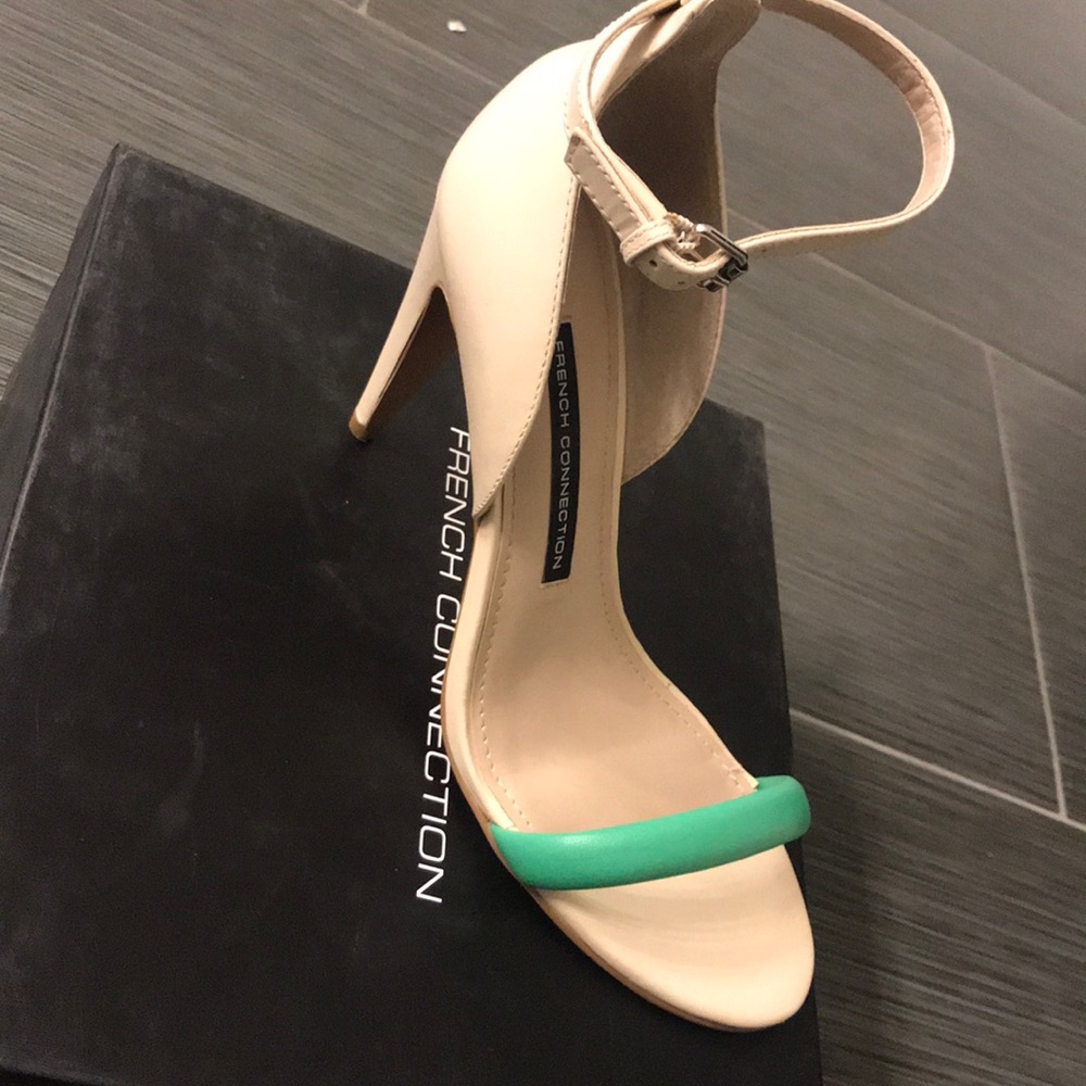 Sandal